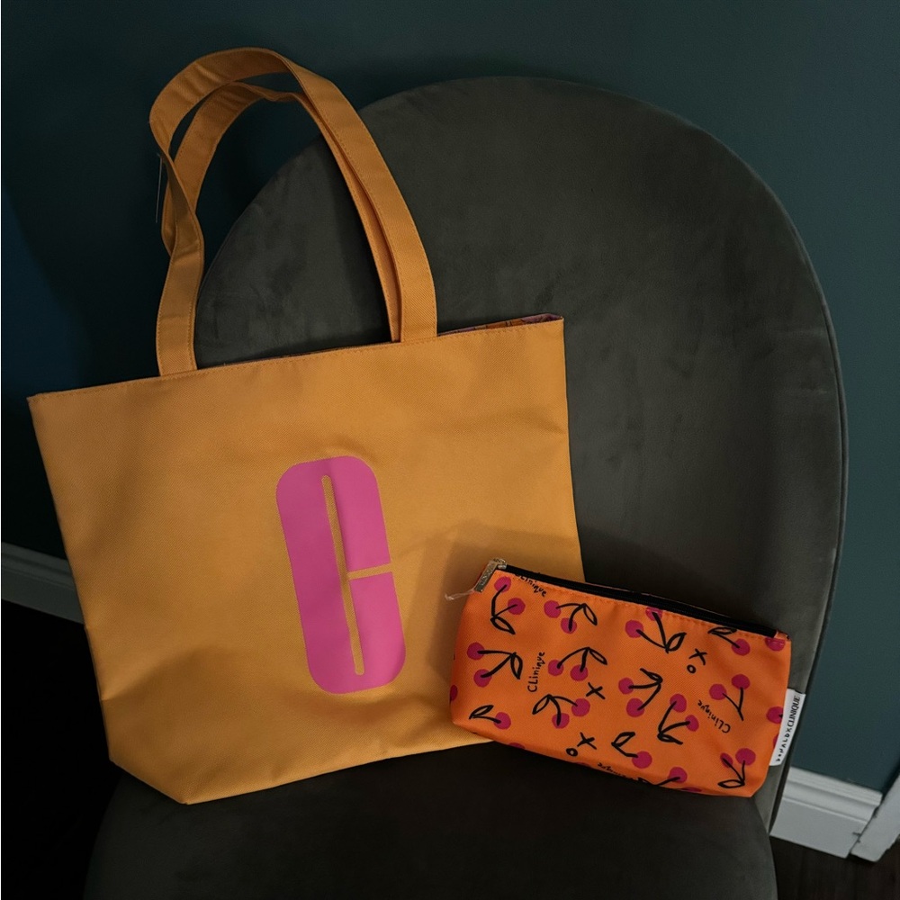 Clinique Tote and Makeup Bag